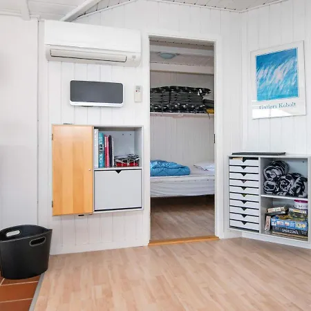 8 Person In Sj Lund Holiday home