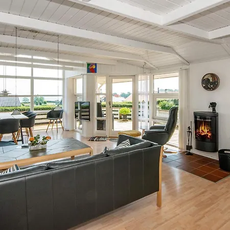 Tatil Evi 8 Person In Sjolund-by Traum